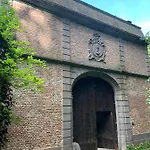 La Porterie De L'abbaye De Marche Les Dames *