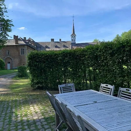 La Porterie De L'abbaye De Marche Les Dames *