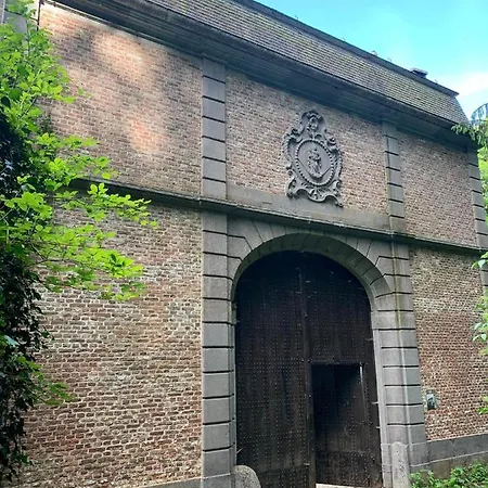 La Porterie De L'abbaye De Marche Les Dames *