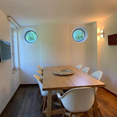 La Porterie De L'abbaye De Marche Les Dames