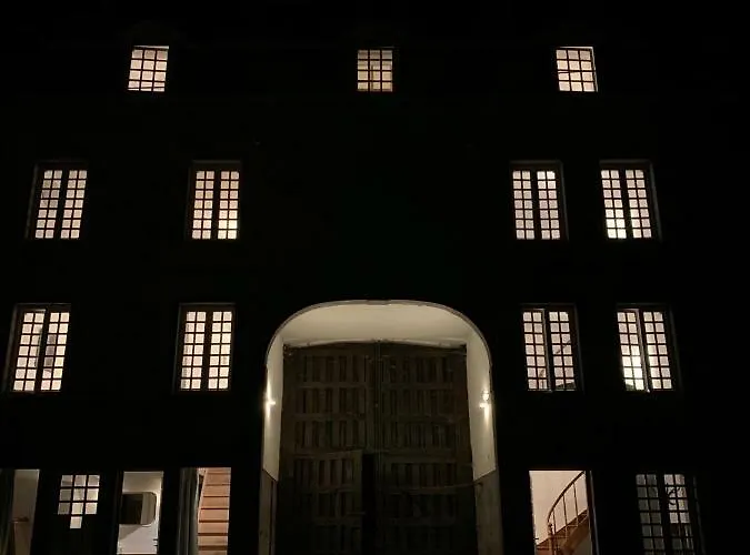 La Porterie De L'abbaye De Marche Les Dames