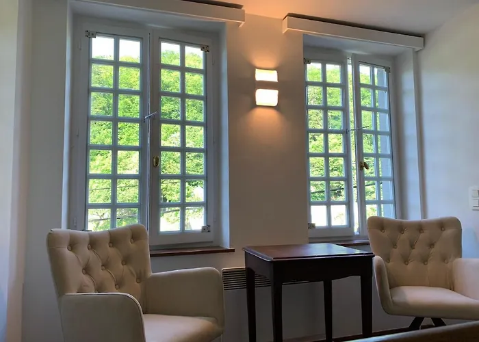 La Porterie De L'abbaye De Marche Les Dames * נמור