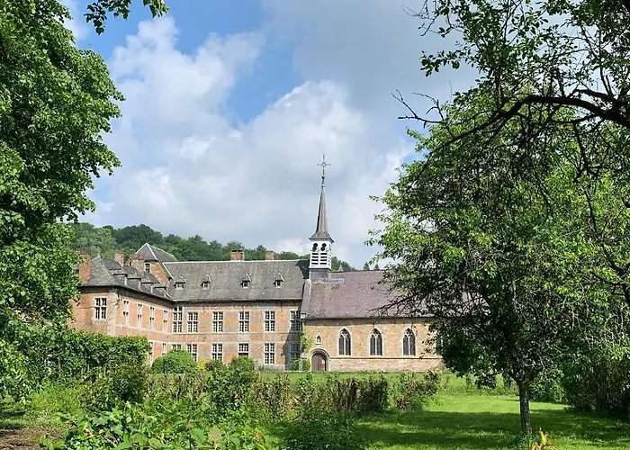 La Porterie De L'abbaye De Marche Les Dames נמור